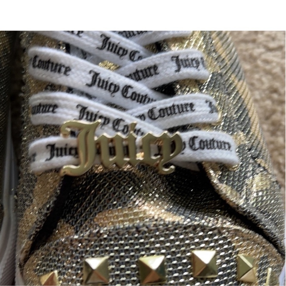 Juicy Couture Women’s Fashion Sneaker Gold Studded Camo. Size 9M - Picture 7 of 9